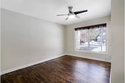 400 Eastport Manor Road, Manorville, NY 11949 - Photo 10