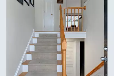 22 Sharon Drive, Middletown, NY 10941 - Photo 4