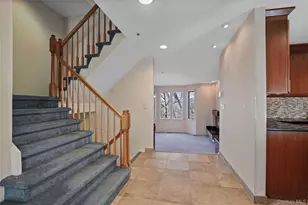 208 Boulder Ridge Rd, Scarsdale, NY 10583 - Photo 2