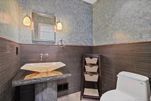 208 Boulder Ridge Rd, Scarsdale, NY 10583 - Photo 14