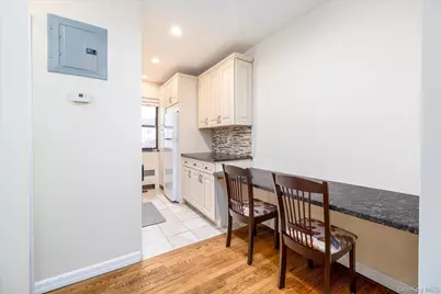 105 15th Street #A1, Garden City, NY 11530 - Photo 6