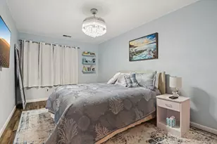 16 Hampshire Ct, Holbrook, NY 11741 - Photo 20