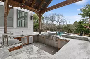 15 Carter Rd, Hampton Bays, NY 11946 - Photo 36