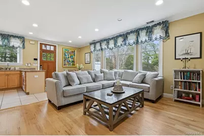 15 Carter Road, Hampton Bays, NY 11946 - Photo 16