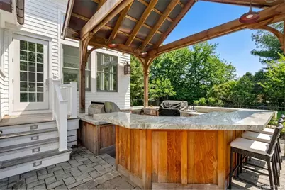 15 Carter Road, Hampton Bays, NY 11946 - Photo 40