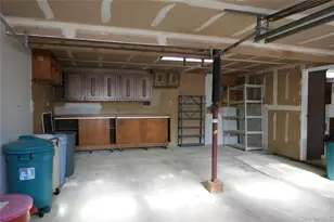 10 Marie Crescent, Patchogue, NY 11772 - Photo 34