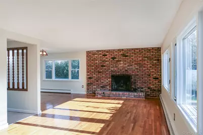10 Marie Crescent, Patchogue, NY 11772 - Photo 12