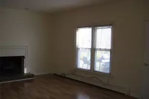 117 Blydenburg Ave, Smithtown, NY 11787 - Photo 2