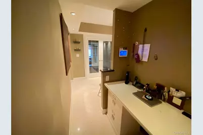 110-20 71st Ave #420, Forest Hills, NY 11375 - Photo 4