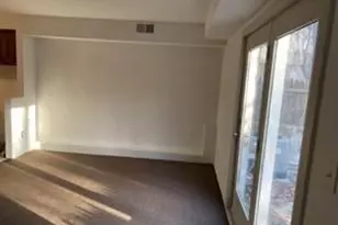 183 Hill Cir, Calverton, NY 11933 - Photo 4