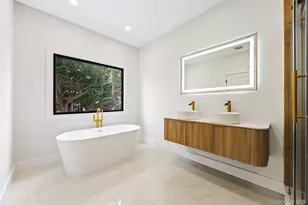 48 Martin Ln, Westbury, NY 11590 - Photo 16