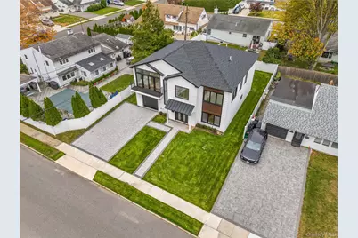 48 Martin Lane, Westbury, NY 11590 - Photo 26