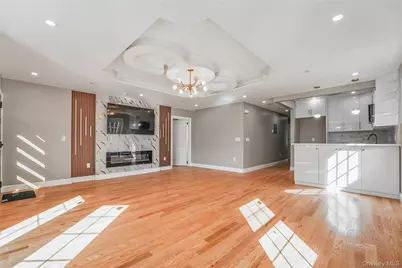 116-39 Newburg St, Saint Albans, NY 11412 - Photo 2