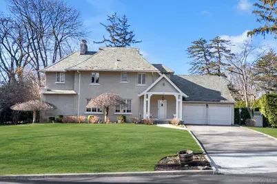 10 Clover Drive, Great Neck, NY 11021 - Photo 1