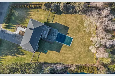 40 Knollwood Drive, Southampton, NY 11968 - Photo 16