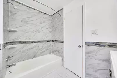 88 Krug Place, Mineola, NY 11501 - Photo 12