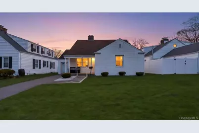 88 Krug Place, Mineola, NY 11501 - Photo 1