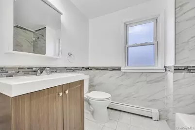 88 Krug Place, Mineola, NY 11501 - Photo 8