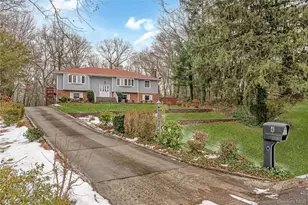 4 Danville Ct, Greenlawn, NY 11740 - Photo 4