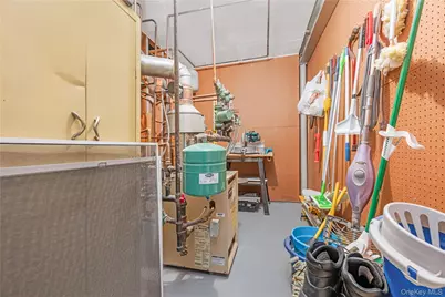 4 Danville Court, Greenlawn, NY 11740 - Photo 30