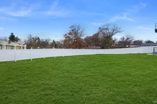 340 E 234th St, Bronx, NY 10470 - Photo 10