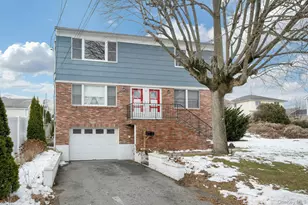 52 Post Pl, Harrison, NY 10528 - Photo 2