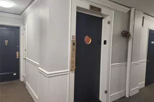 30 Cathedral Ave, Hempstead, NY 11550 - Photo 6