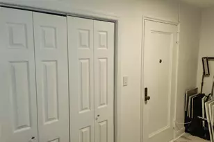 30 Cathedral Ave, Hempstead, NY 11550 - Photo 14