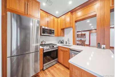 181 Walnut Street, Lynbrook, NY 11563 - Photo 14