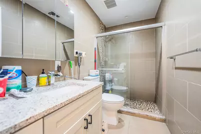 88 Elmwood Street, Plainview, NY 11803 - Photo 26