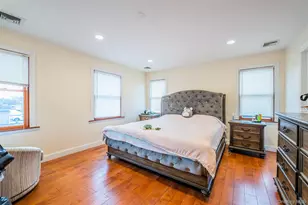 88 Elmwood St, Plainview, NY 11803 - Photo 22