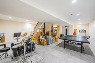 88 Elmwood St, Plainview, NY 11803 - Photo 36