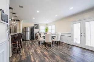 88 Elmwood St, Plainview, NY 11803 - Photo 12