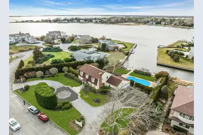 26 Oak Lane, Hampton Bays, NY 11946 - Photo 1