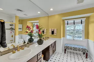 26 Oak Ln, Hampton Bays, NY 11946 - Photo 30