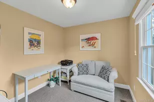 26 Oak Ln, Hampton Bays, NY 11946 - Photo 20