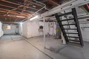 2738 Miles Ave, Bronx, NY 10465 - Photo 16