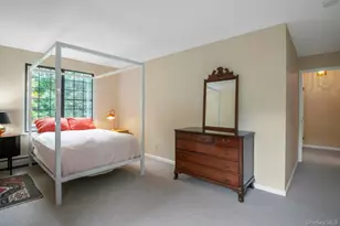 60 Foxwood Dr, Pleasantville, NY 10570 - Photo 20