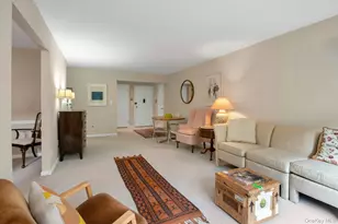 60 Foxwood Dr, Pleasantville, NY 10570 - Photo 12