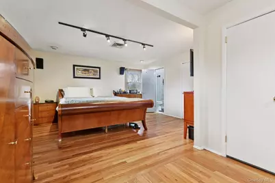 14 Fairway Drive, Great Neck, NY 11020 - Photo 24