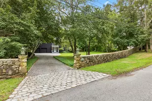 126 Fairview Ave, Montauk, NY 11954 - Photo 4