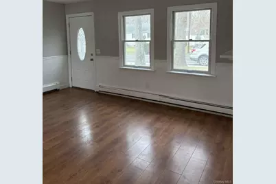 104 Ohls Street, Patchogue, NY 11772 - Photo 2