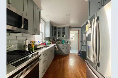 178 Winfred Avenue, Yonkers, NY 10704 - Photo 2