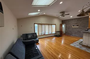 2331 Neptune Ave, Seaford, NY 11783 - Photo 10