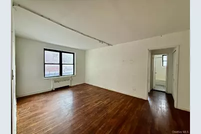 44-10 Macnish #1G, Elmhurst, NY 11373 - Photo 8