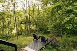 402 Washington St, Hudson, NY 12534 - Photo 2