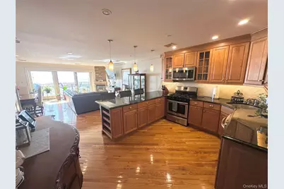 353 W Broadway, Long Beach, NY 11561 - Photo 6