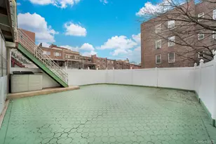 80-24 138th St, Briarwood, NY 11435 - Photo 16