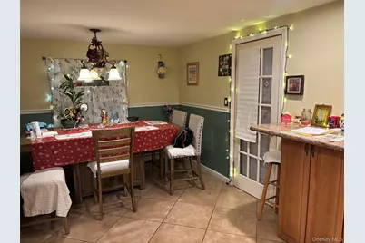 6 Arden, Farmingville, NY 11738 - Photo 4