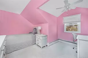 159 Avon Pl, West Hempstead, NY 11552 - Photo 20